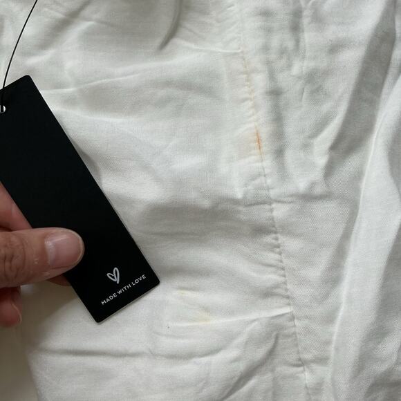 NWT Lulus Little Bit In Love White‎ Surplice Puff Sleeve Mini Dress Medium - Picture 7 of 13